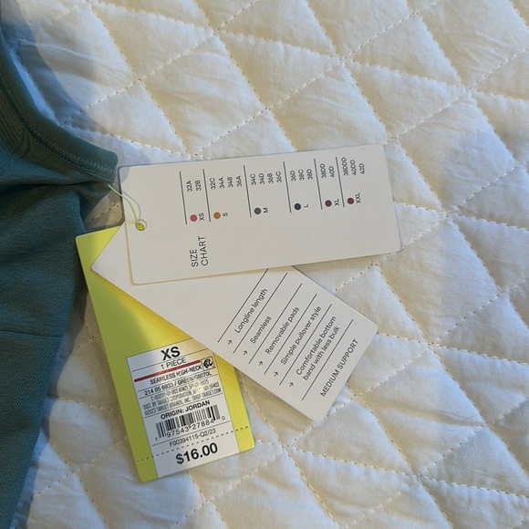 Sage green sports bra size XS- Target - Picture 2 of 5